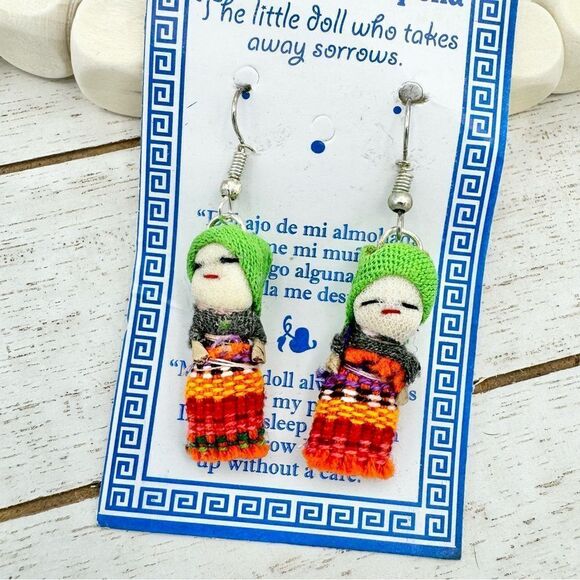 Muñekita Kitapena Mexican Worry Doll Handmade Earrings NWT - Picture 2 of 6